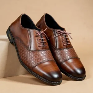 Mastered Triangel Formal Shoe