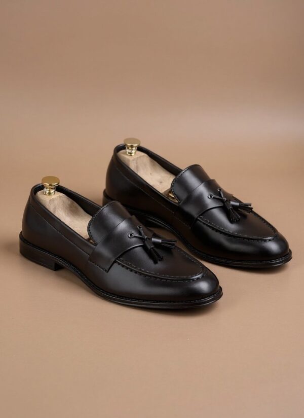 Black Tasselino Tassel