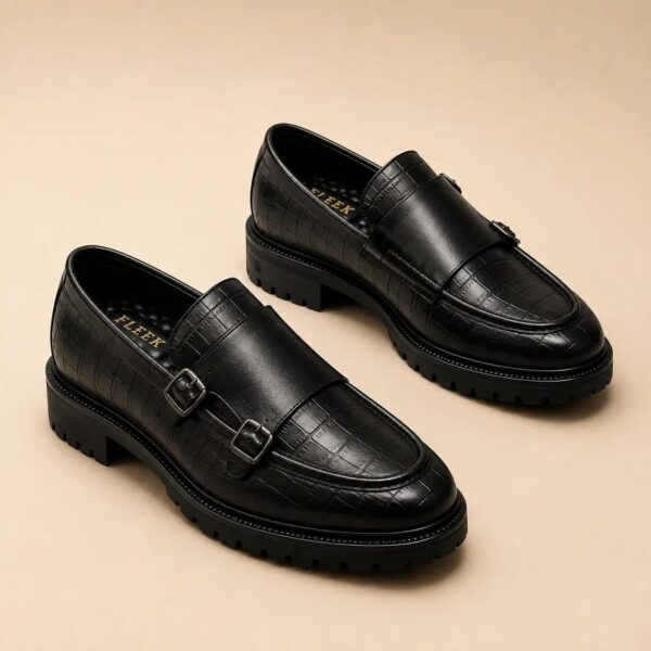 Monked Chunky Black Tassel